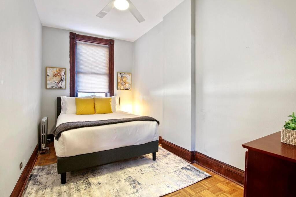 Well-equipped 4br With In-unit Washer & Dryer - Broadway 2 Apartamento Chicago