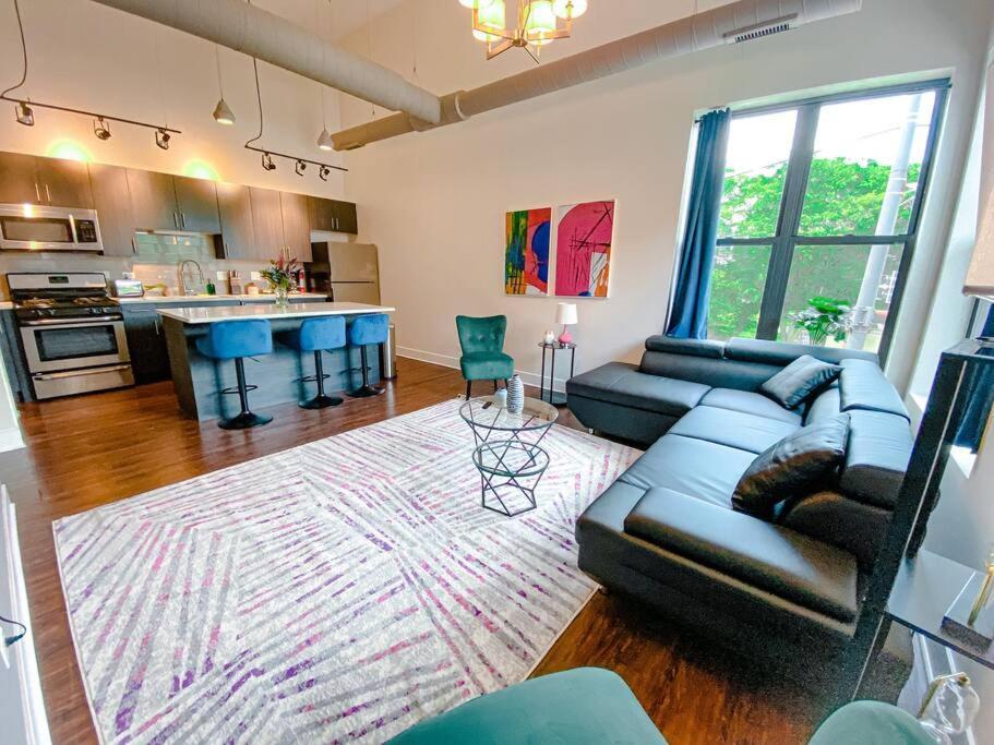 Chic & Central 3Br Oasis With Optional Parking Near Uic, Roosevelt Station & Chicago'S Top Attractions Chicago