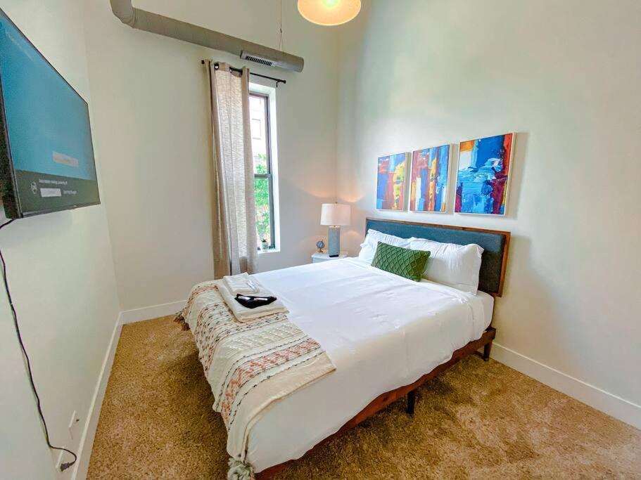 Chic & Central 3Br Oasis With Optional Parking Near Uic, Roosevelt Station & Chicago'S Top Attractions Chicago