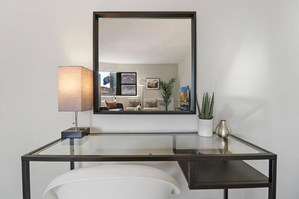 Cozy & Fully Furnished 2br Apt With Wi-fi - Sheridan S2 *