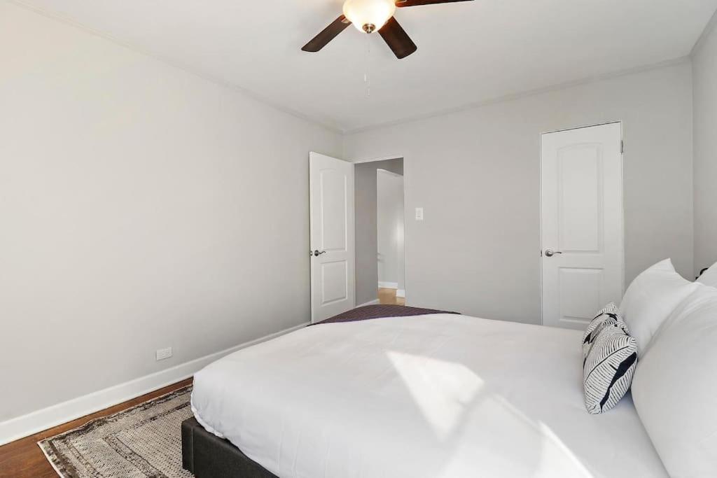 Cozy & Fully Furnished 2br Apt With Wi-fi - Sheridan S2 *