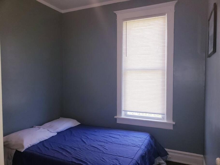Large Four Bedroom Freshly Remodeled Chicago