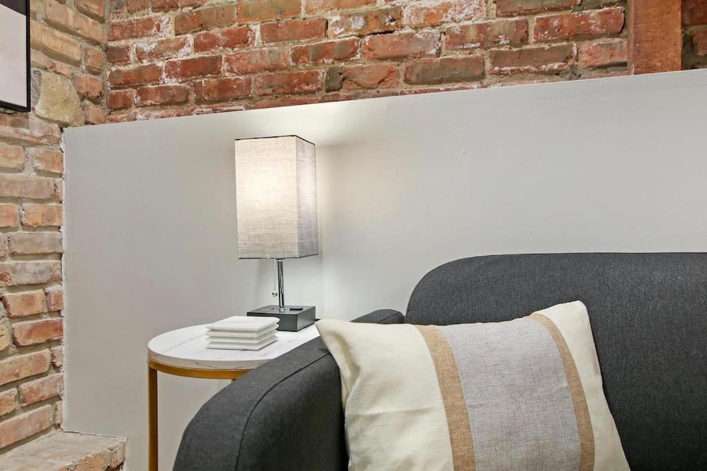 Apartment Charming 2br In The Heart Of - Barry Gb Chicago
