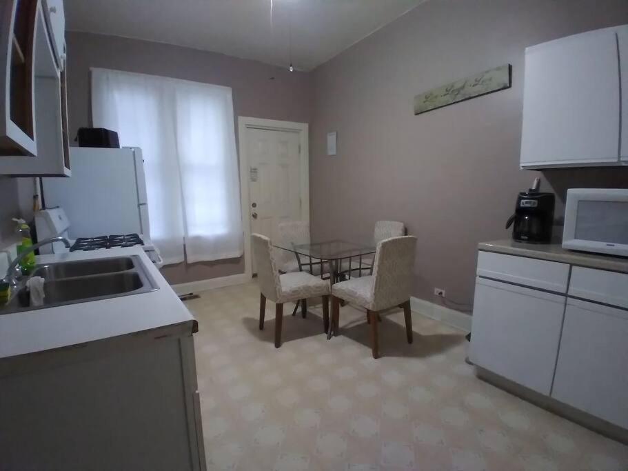 Apartment Loop *