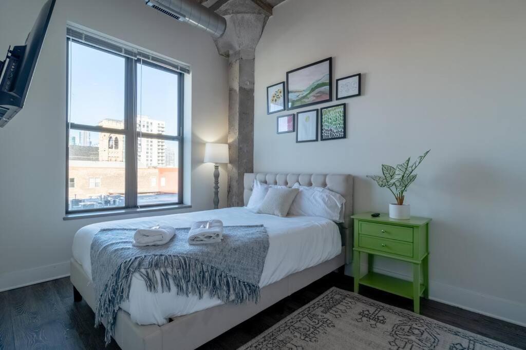 South Loop Chicago 2Br Retreat With Skyline View And Optional Parking For 8 Guests Near Mccormick Place And Soldier Field * Chicago