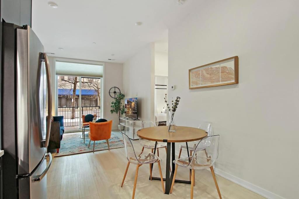2br Luxe With In-unit Laundry - Sheridan 102 Apartment *