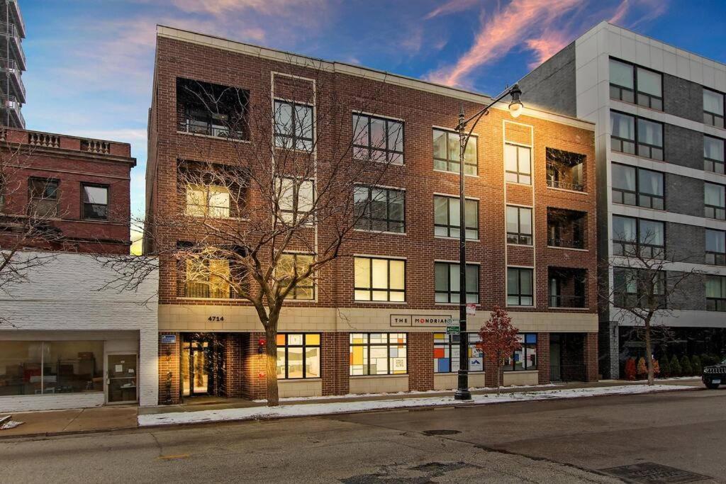 2br Luxe With In-unit Laundry - Sheridan 102 *