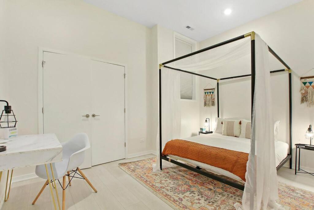 2br Luxe With In-unit Laundry - Sheridan 102