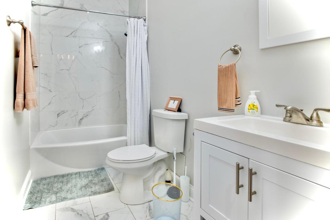 Lux Apt In Bronzeville, Min From Downtown-rsv Now! Apartment