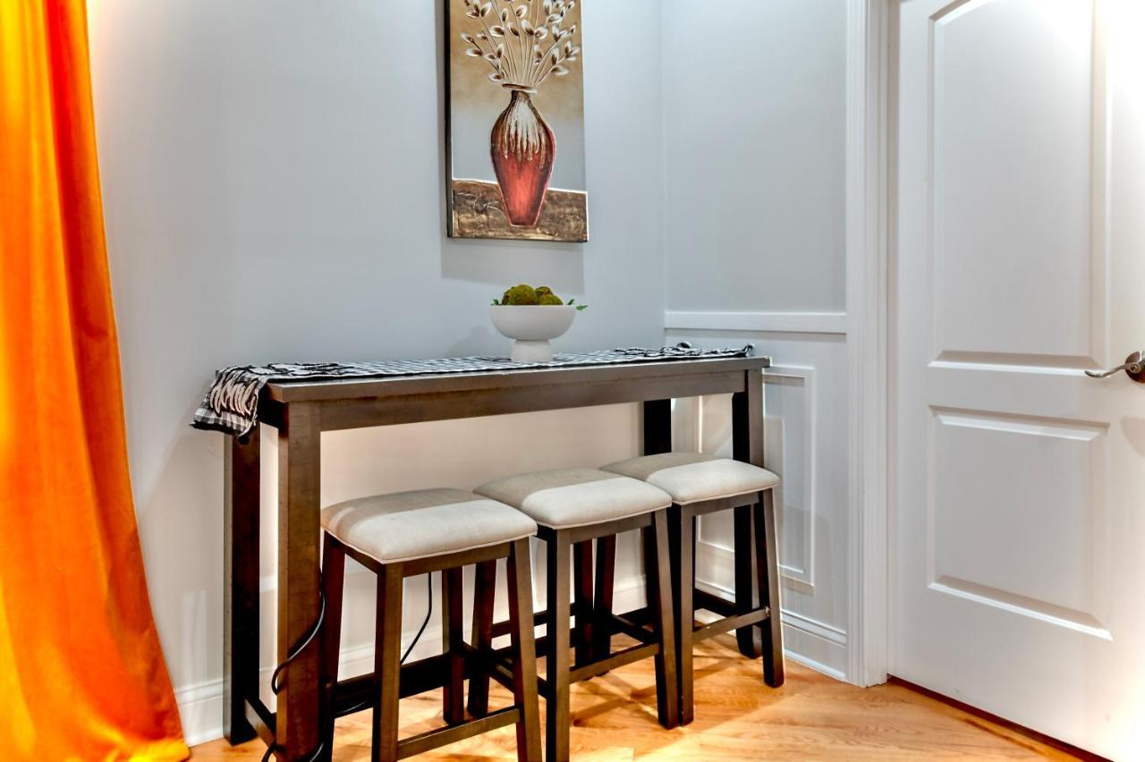Apartment Lux Apt In Bronzeville, Min From Downtown-rsv Now! *