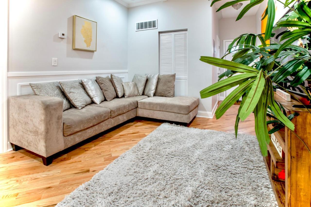 Lux Apt In Bronzeville, Min From Downtown-rsv Now! Apartment