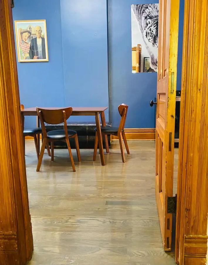 Apartment Lincoln Park 3 Bedroom Penthouse *