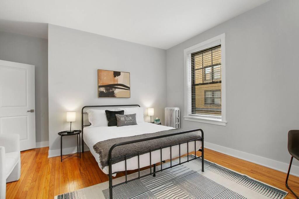 Apartment 3br Beautifully Designed Close To Shops - Belmont A3 Chicago