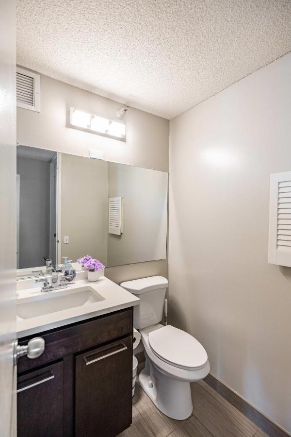 3br Stunning Spacious Sky Loft Indoor Pool, Parking & Incredible Views Apartamento Chicago