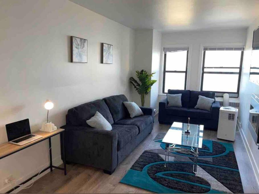 Apartment Luxury 3 Bedroom With Fireplace & Lake View! Chicago