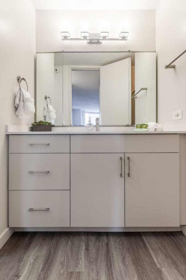3br Premium Executive Penthouse W/ Pool & Parking Apartamento
