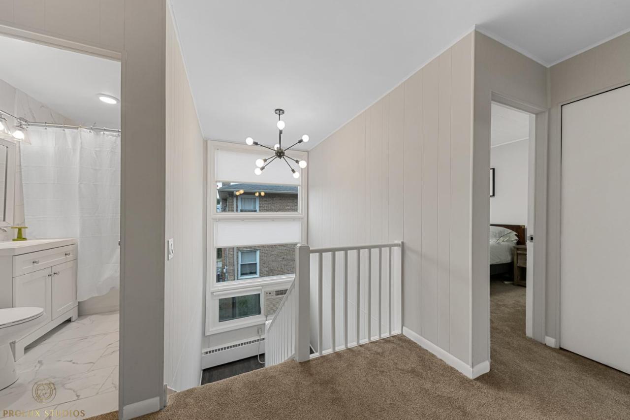 Casa de Férias Northside Famlynest Lincoln Sq 4br 2ba 2p Rare Find Chicago