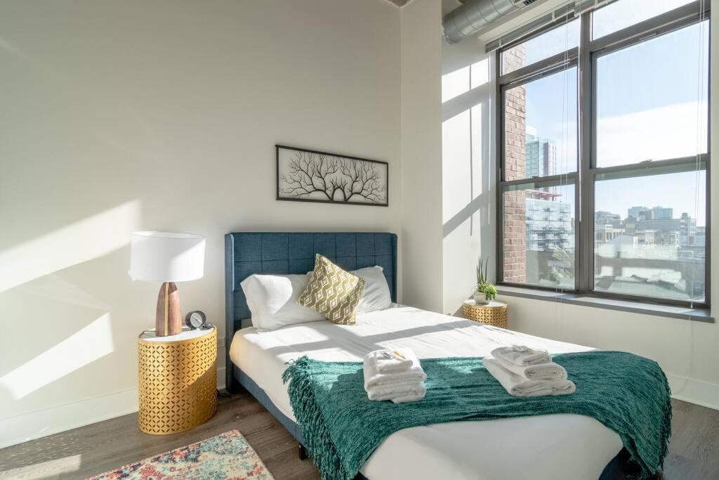 Chicago 2Br Suite Perfect For Convention And Business Trips Near Mccormick Place, Arena, Soldier Field And Grant Park Chicago