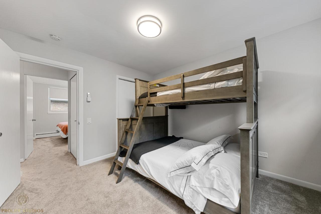 Northside Famlynest Lincoln Sq 4br 2ba 2p Rare Find Casa de Férias