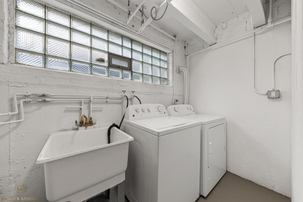 Casa de Férias Northside Famlynest Lincoln Sq 4br 2ba 2p Rare Find Chicago