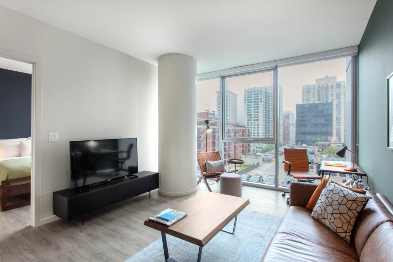 River N 1br W Gym Wd Nr Mag Mile By Bluegound Chi-127 * Chicago