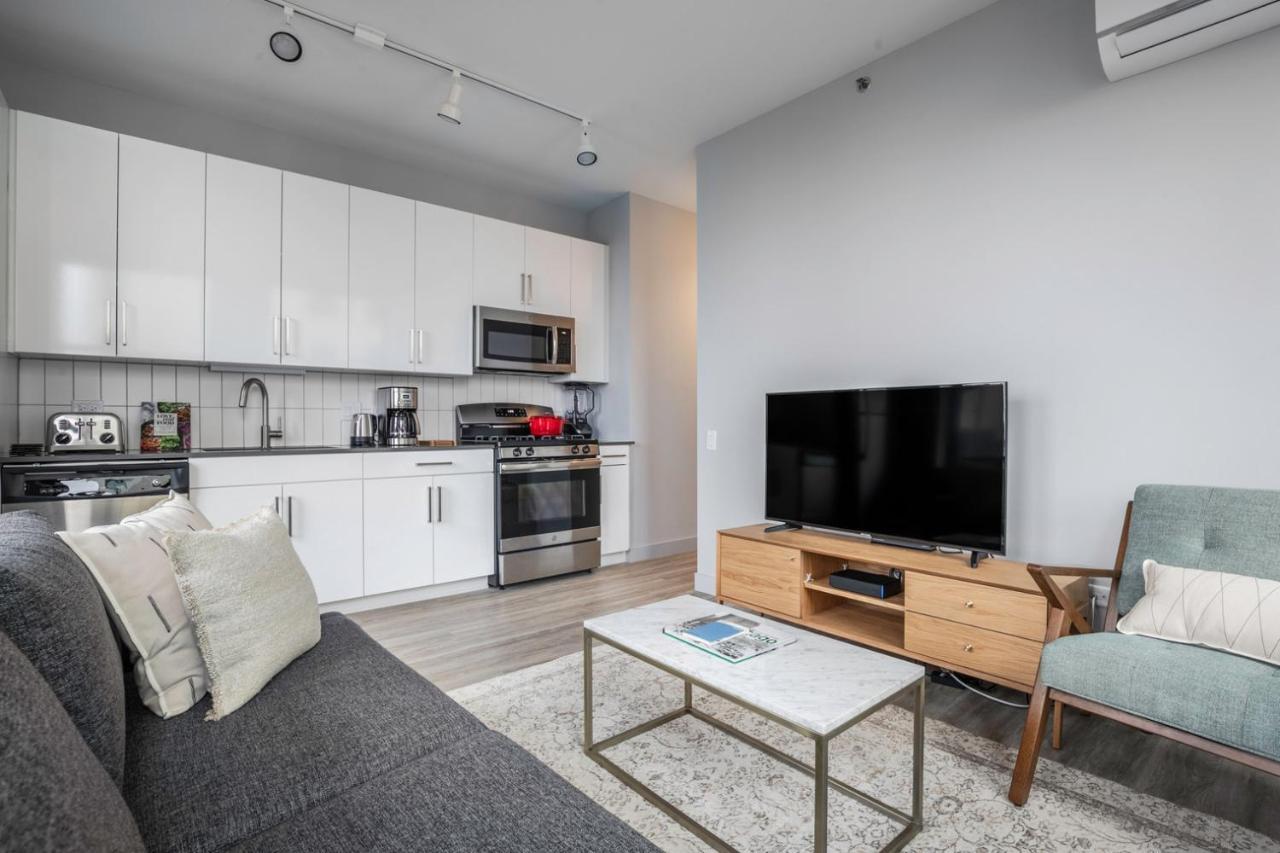 Loop 1br Wgym Roofdeck Wd Nr W Loop The L Chi-200