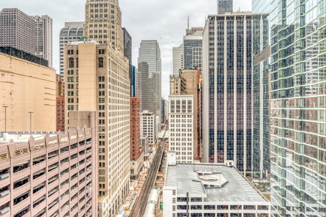 Loop 1br W Pool Gym Lounge Nr Riverwalk Chi-635 Chicago