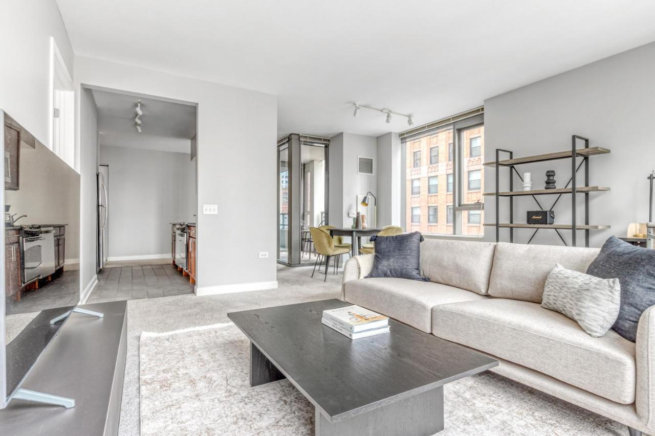 Loop 1br W Pool Gym Lounge Nr Riverwalk Chi-635