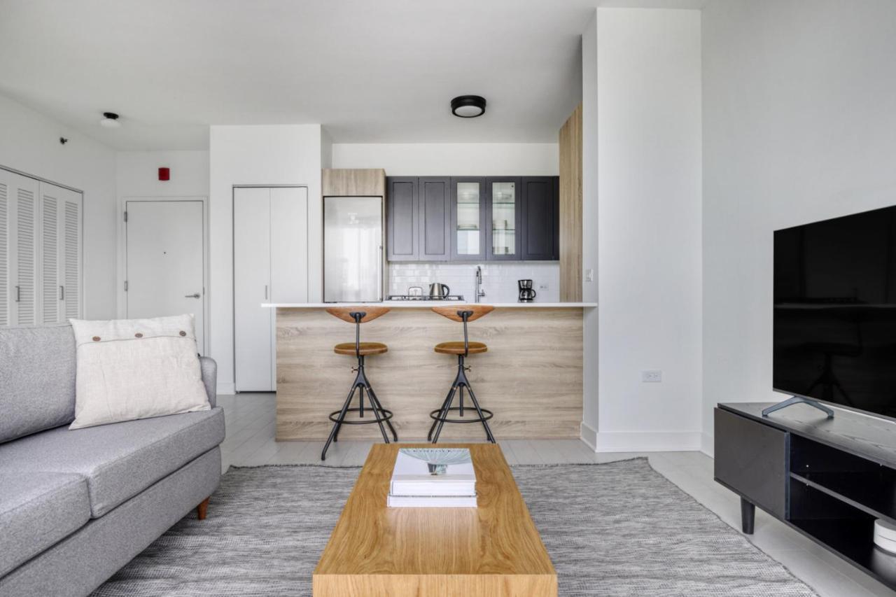 Apartment W Loop 1br W Pool Coworking Gym 1 Block To L Chi-524 *