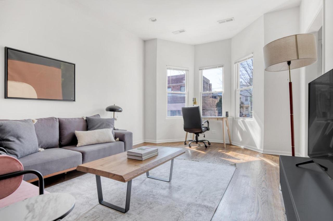 Lakeview 3br 3 Blocks To Wrigleyville Dining L Chi-610 Apartment *