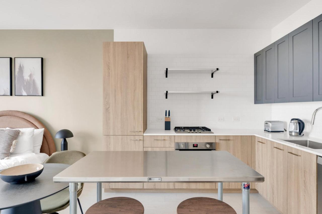 W Loop Studio W Gym Coworking Nr Uic Chi-751 * Chicago