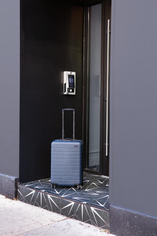 The Neighborhood Hotel - Lincoln Park 501 - Three Bedroom Penthouse