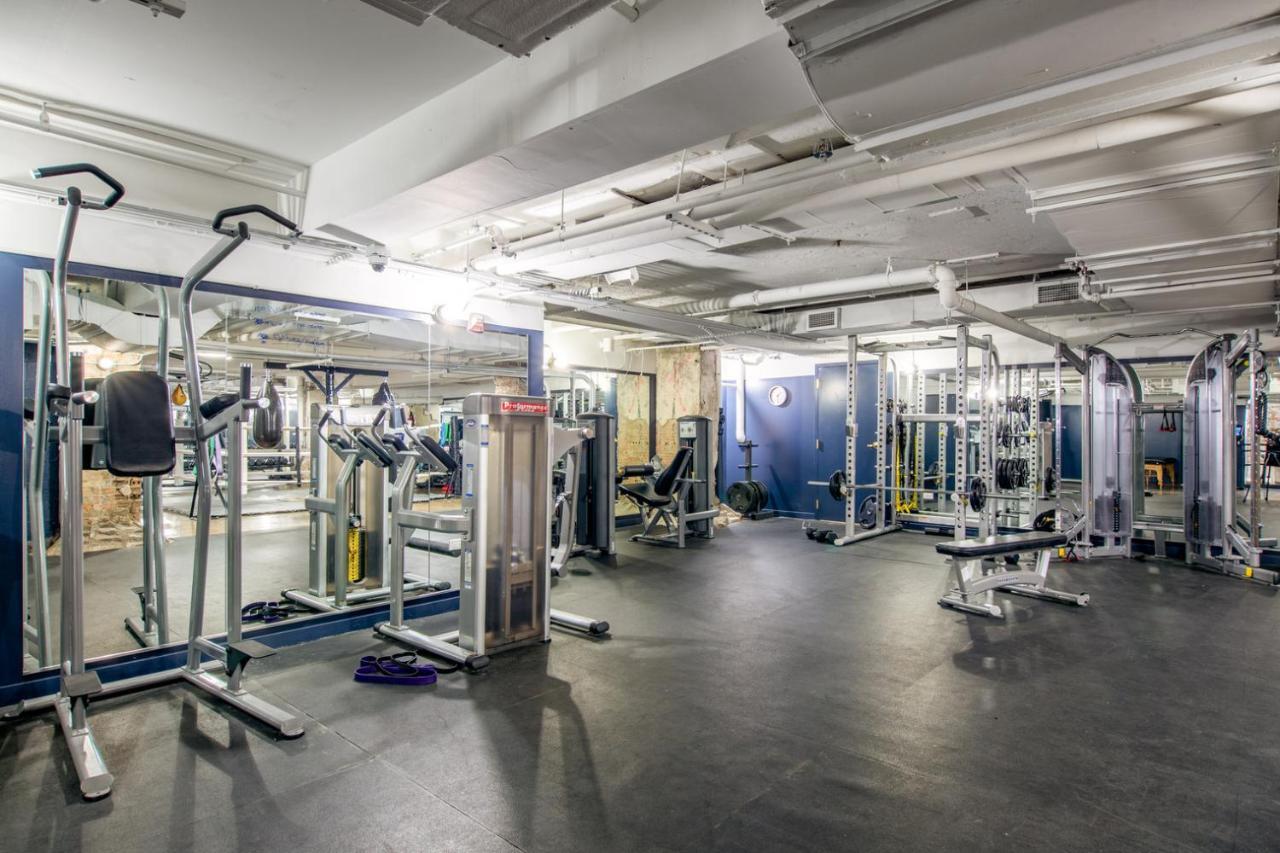 River N 1br W Gym Pool Nr L Stop Beach Chi-362 Chicago