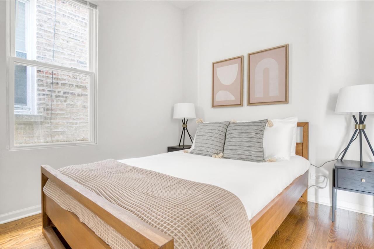 Lakeview 3br 3 Blocks To Wrigleyville Dining L Chi-610 Apartment