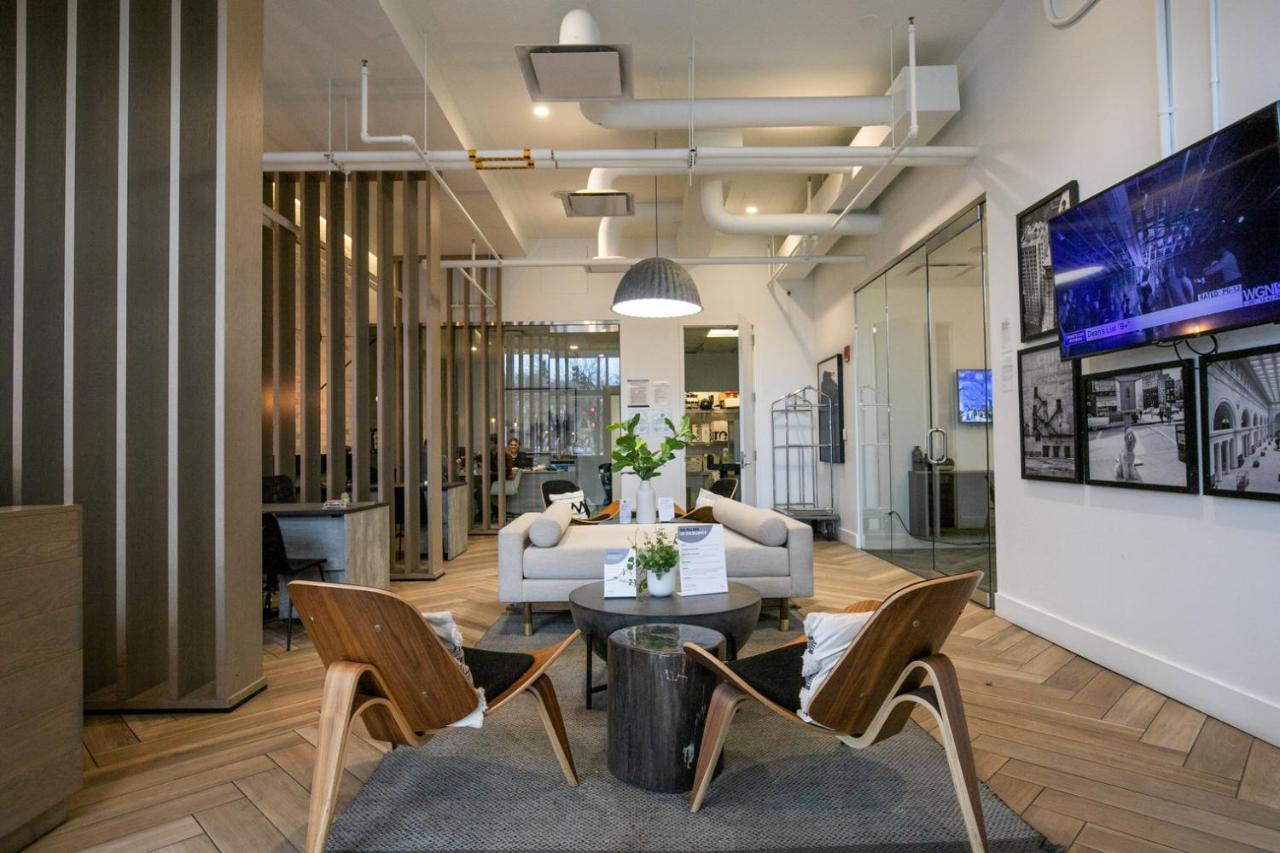 Apartment S Loop 2br W Roof Gym Lounge 1 Block To L Chi-441