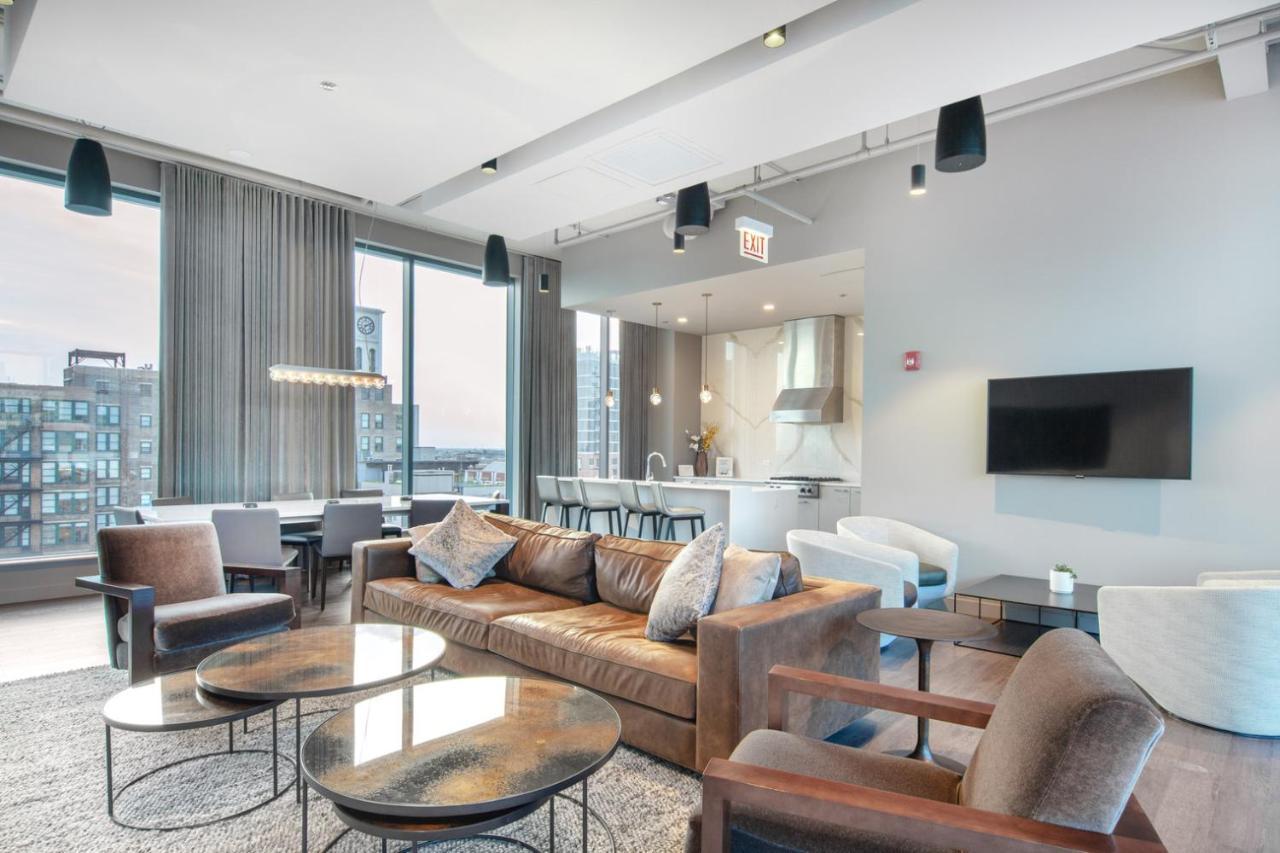 Apartment W Loop 1br W Gym Pool In Heart Of Greektown Chi-536
