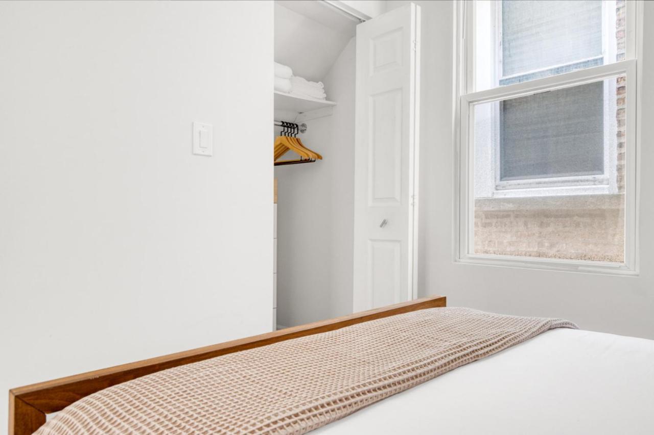Lakeview 3br 3 Blocks To Wrigleyville Dining L Chi-610