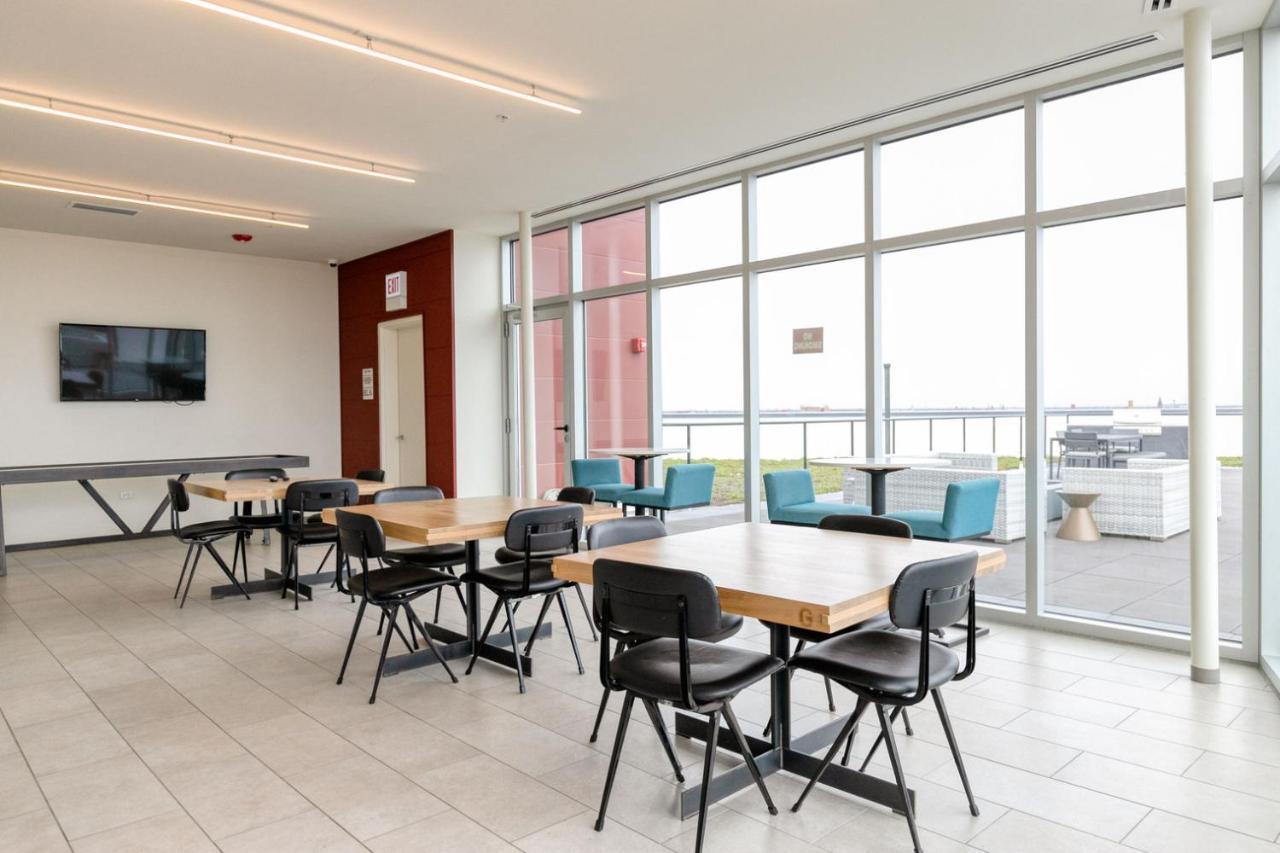 Bucktown 1br W Lounge Roof Gym Nr L Chi-839