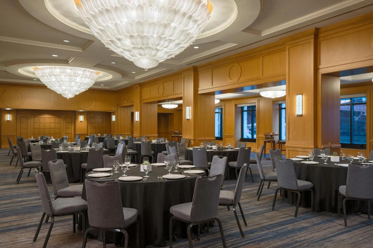 The Westin River North 4*