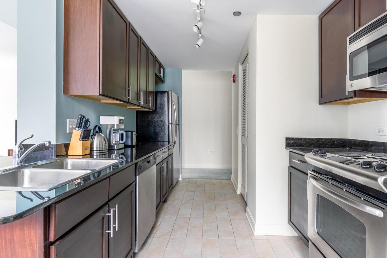 Loop 2br W Pool Gym Nr Financial District L Chi-247 Apartment Chicago