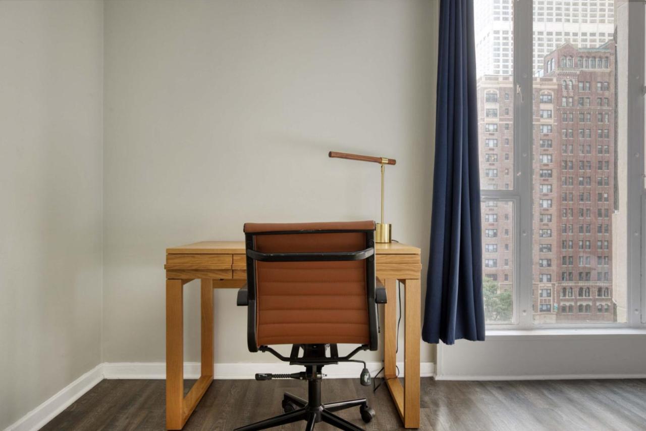 Gold Coast 2 Bedroom Nr Cta Oak St Shopping Chi-175 * Chicago