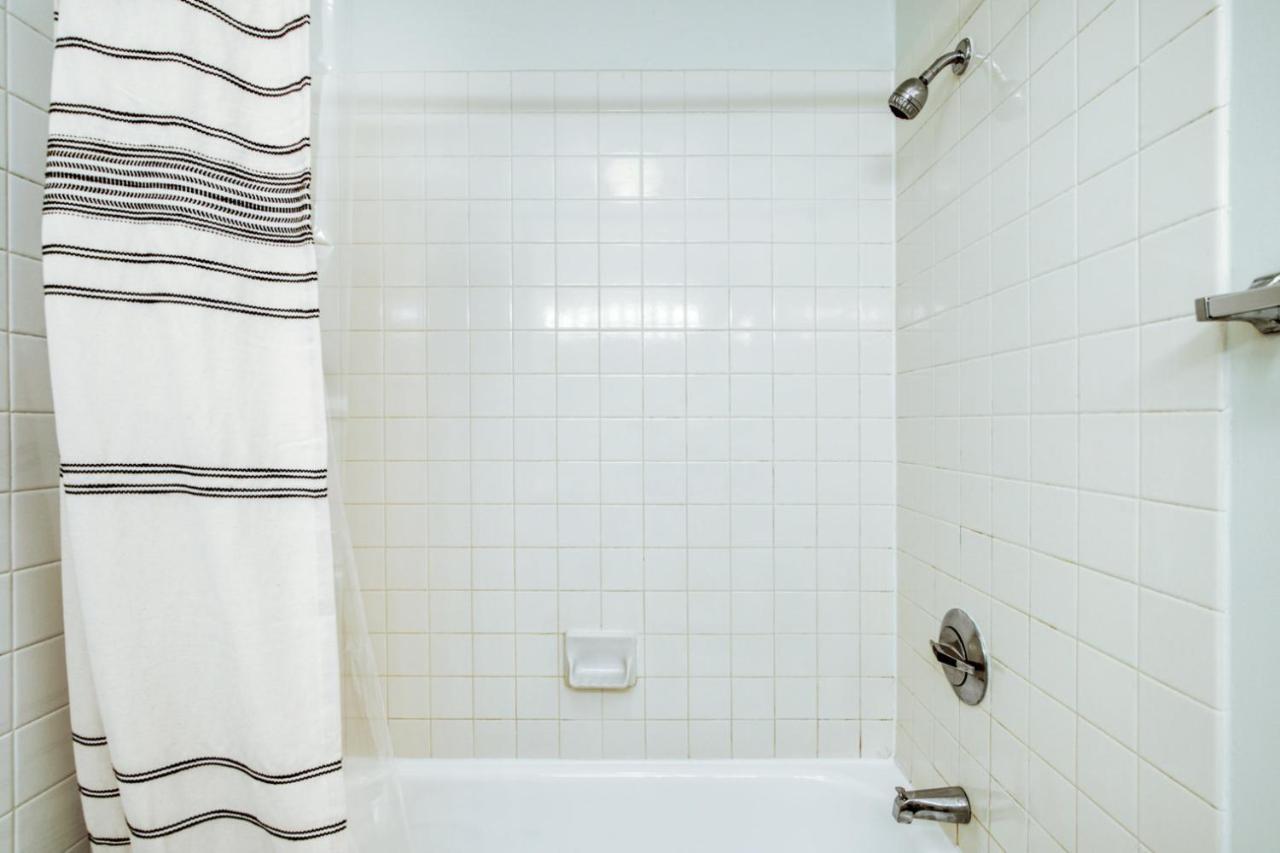 Streeterville Studio W Gym Pool Nr Navy Pier Chi-410 *