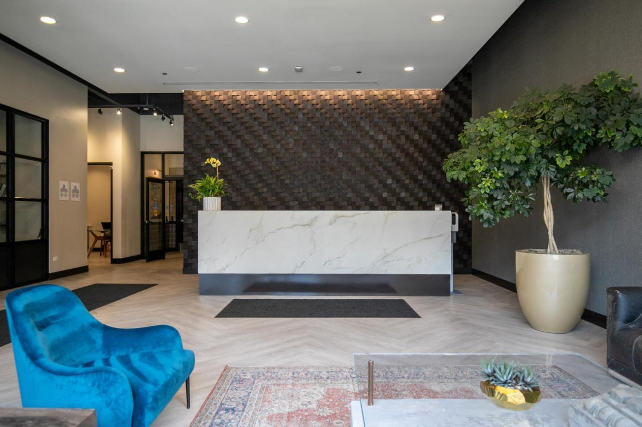 Logan Square 2br W Pool Lounge Gym Nr L Chi-869