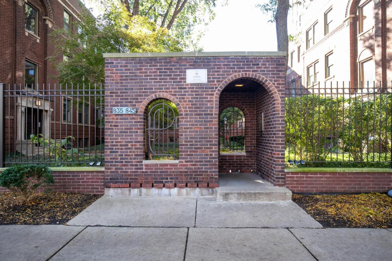Lakeview 2br W Courtyard Wd 2 Blocks To L Chi-517 Apartment *