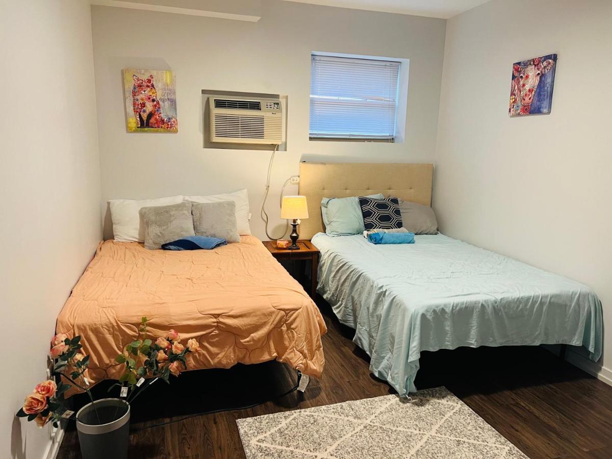 Cossy Close To Lake In *