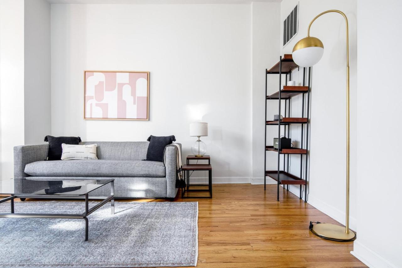Lincoln Park 2br Nr L Clark St Dining Chi-336 Apartment Chicago