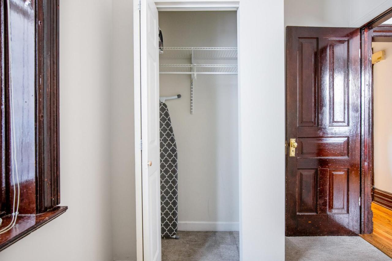 Lincoln Park 2br Nr L Clark St Dining Chi-336