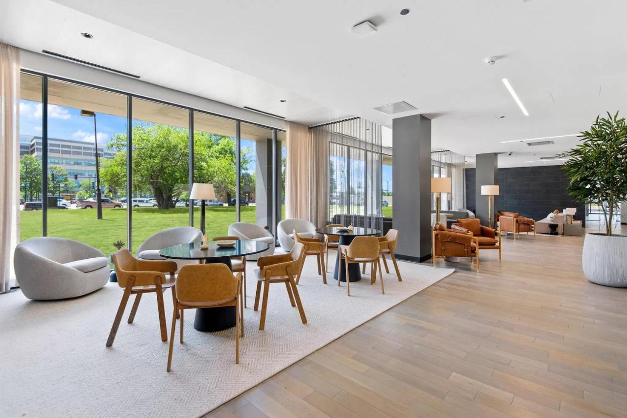 Medical District 1br W Gym Wd 1 Block To L Chi-429 * Chicago