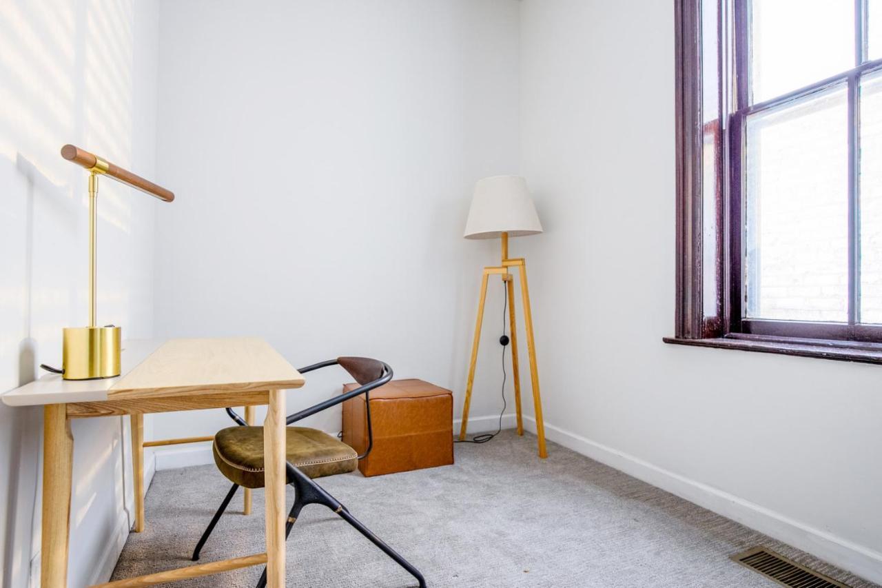 Lincoln Park 2br Nr L Clark St Dining Chi-336 * Chicago
