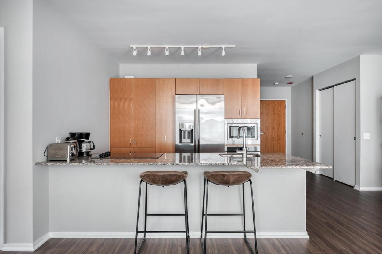 Streeterville 2br W Pool Gym Nr Riverwalk Chi-881 Apartment Chicago